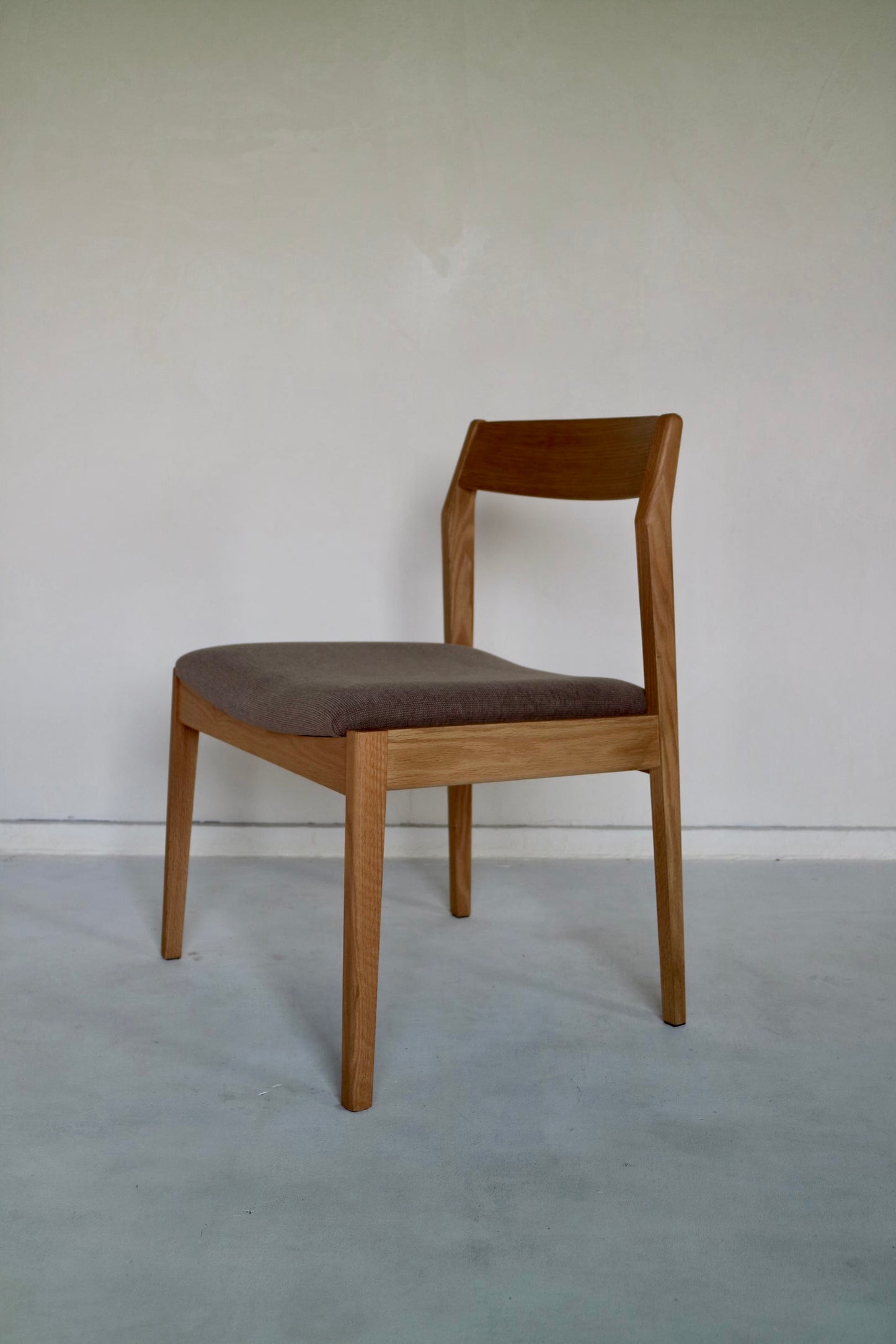 Mash up chair  15C